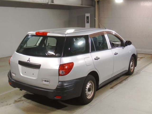 MITSUBISHI LANCER VAN 2009
