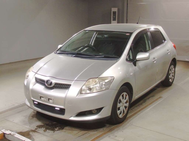 TOYOTA AURIS 2008