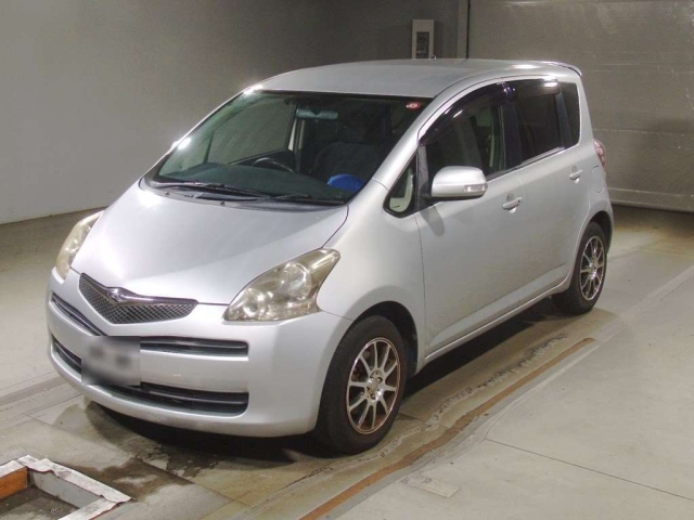 TOYOTA RACTIS 2010