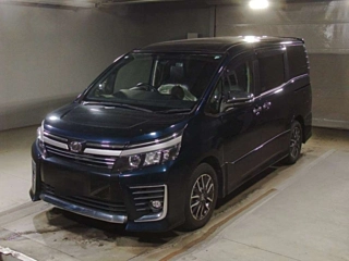 TOYOTA VOXY 2016