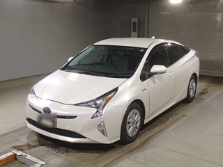 TOYOTA PRIUS 2018