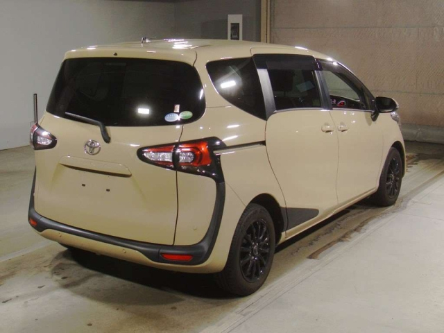 TOYOTA SIENTA 2020