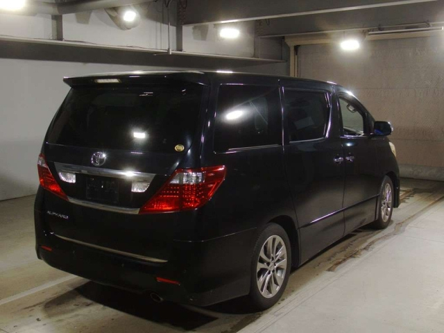 TOYOTA ALPHARD 2011