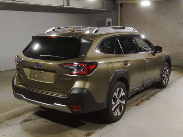 SUBARU LEGACY OUTBACK 2022