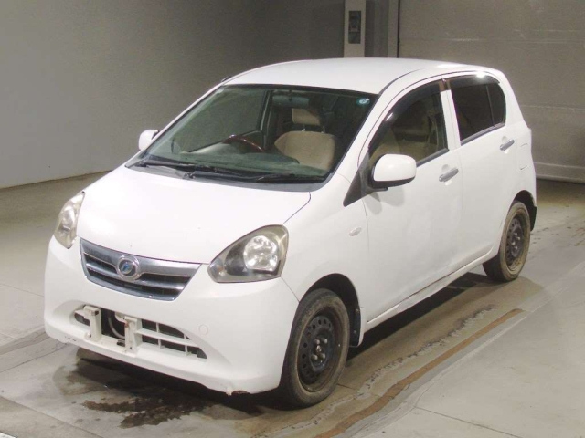 DAIHATSU MIRA E S 2012