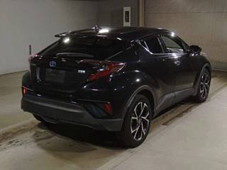 TOYOTA C-HR 2018