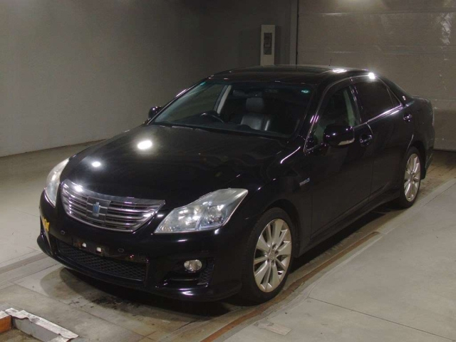 TOYOTA CROWN 2010