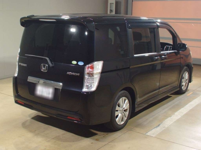 HONDA STEP WAGON 2011