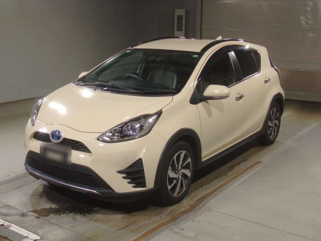 TOYOTA AQUA 2020