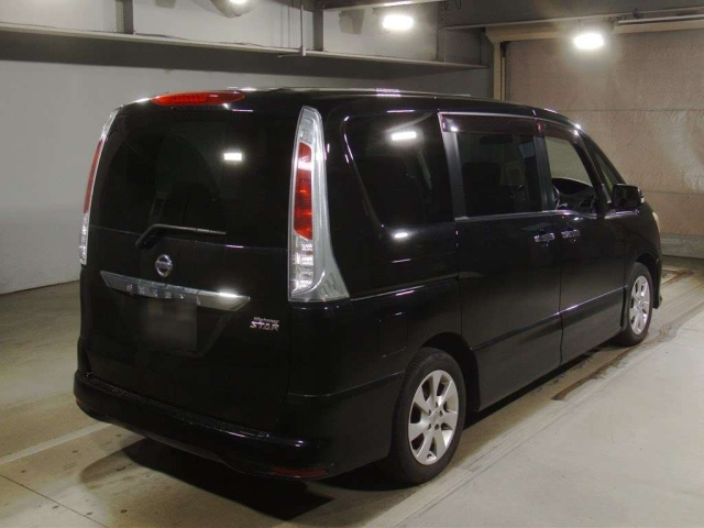 NISSAN SERENA 2011