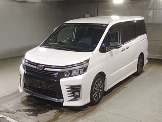 TOYOTA VOXY 2016