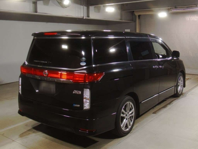 NISSAN ELGRAND 2012