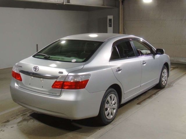 TOYOTA PREMIO 2010