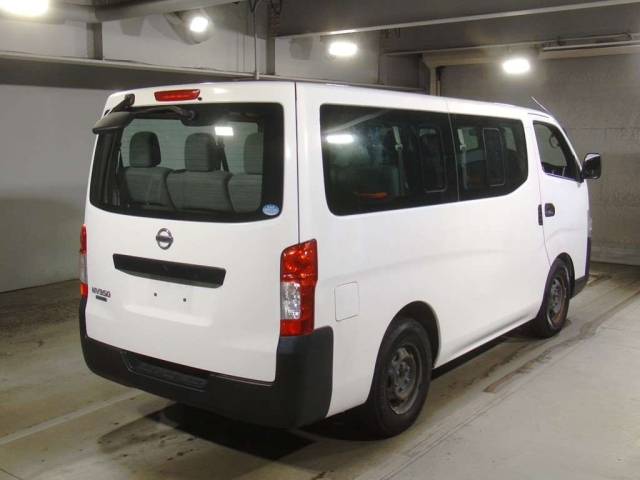 NISSAN CARAVAN 2013
