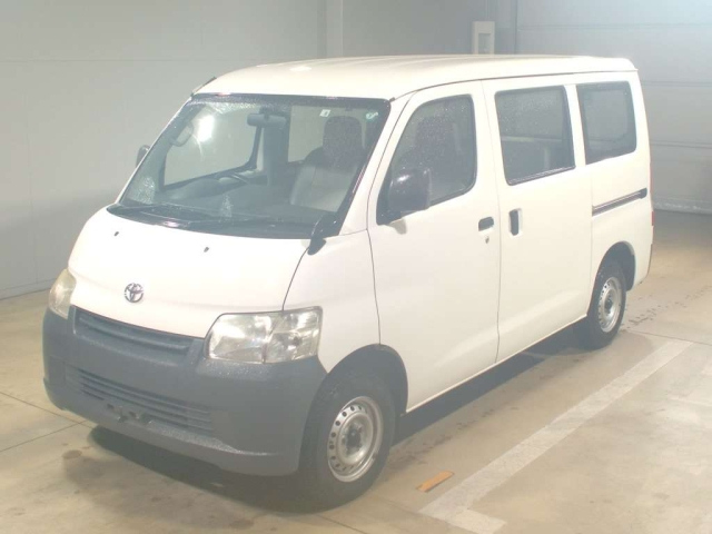 TOYOTA TOWN ACE VAN 2013
