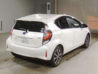 TOYOTA AQUA 2018