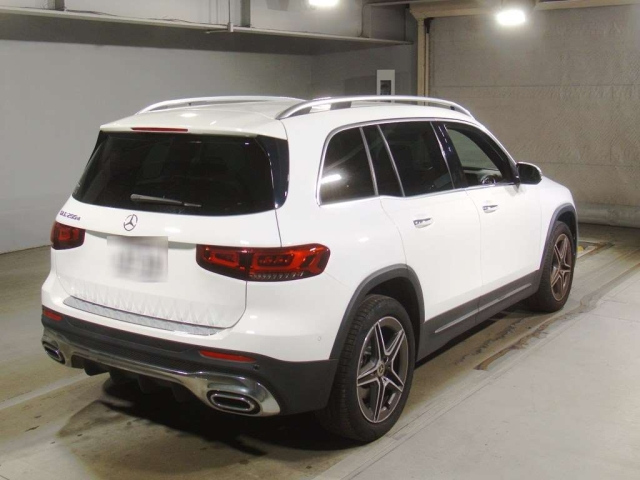 MERCEDES BENZ GLB 2021