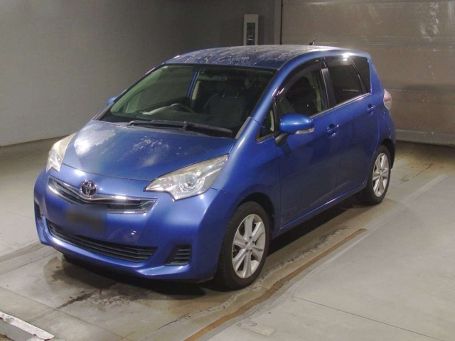 TOYOTA RACTIS 2015