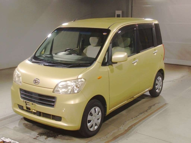 DAIHATSU TANTO EXE 2010
