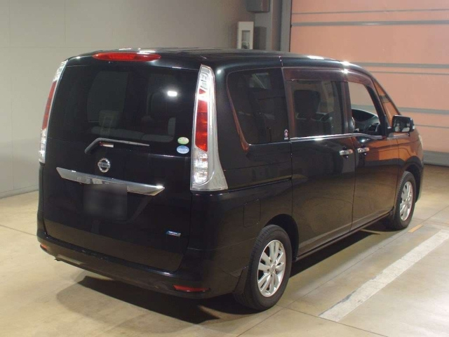 NISSAN SERENA 2011
