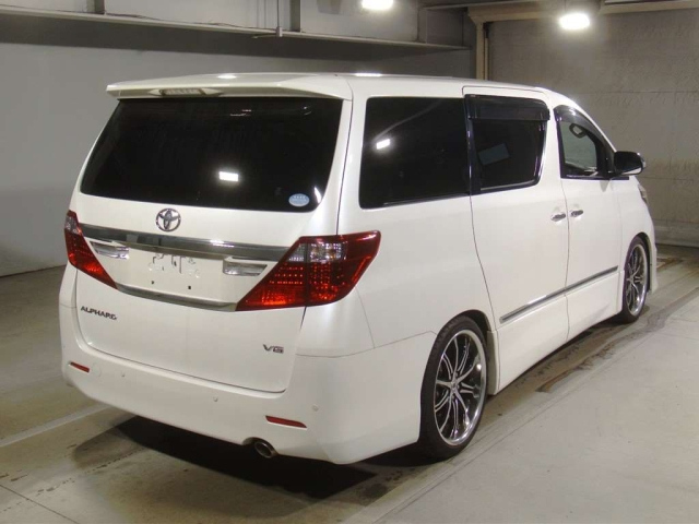 TOYOTA ALPHARD 2012