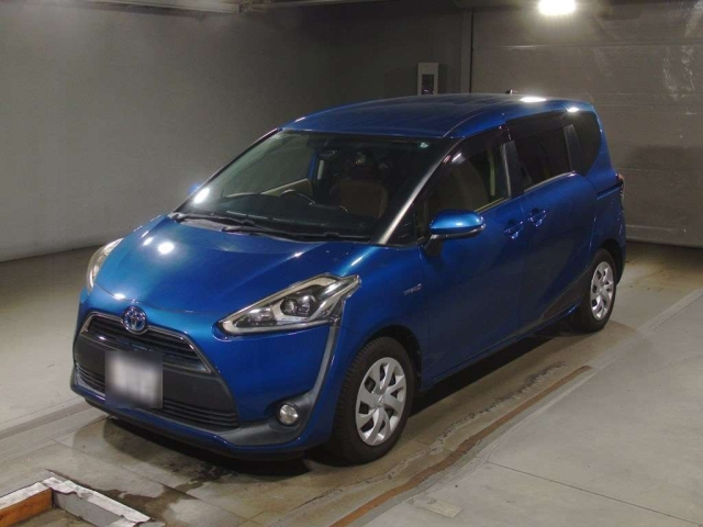 TOYOTA SIENTA 2015