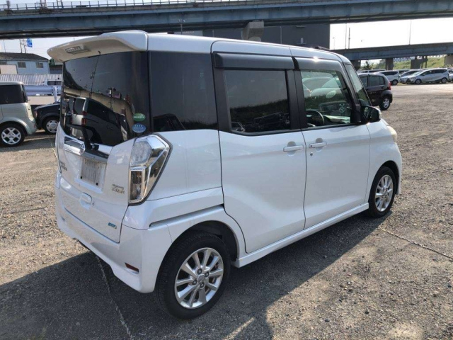 NISSAN DAYZ ROOX 2014