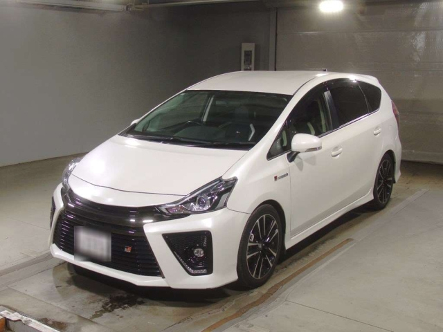 TOYOTA PRIUS ALPHA 2019