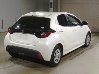 TOYOTA YARIS 2021