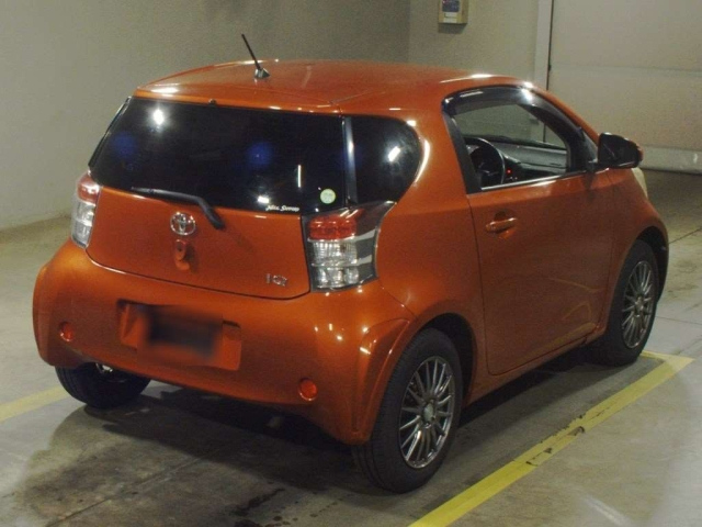 TOYOTA IQ 2012