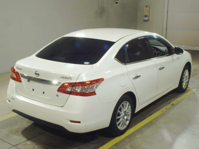 NISSAN SYLPHY 2016