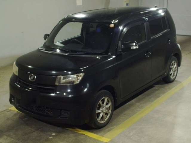 TOYOTA BB 2012