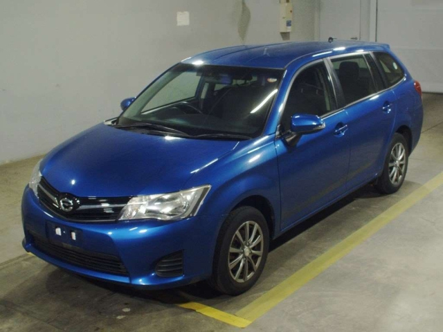 TOYOTA COROLLA FIELDER 2013