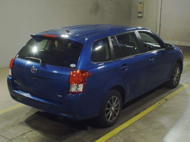 TOYOTA COROLLA FIELDER 2013