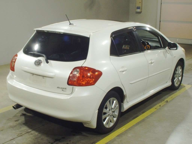 TOYOTA AURIS 2009