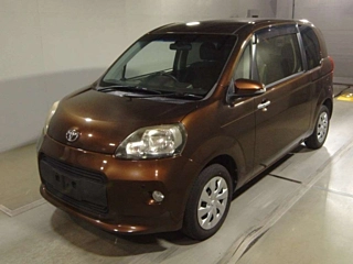 TOYOTA PORTE 2012