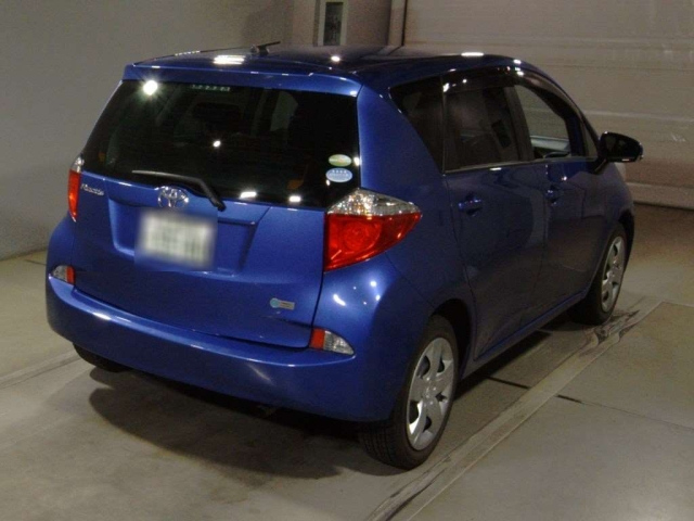 TOYOTA RACTIS 2011