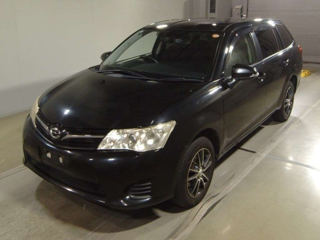 TOYOTA COROLLA FIELDER 2013