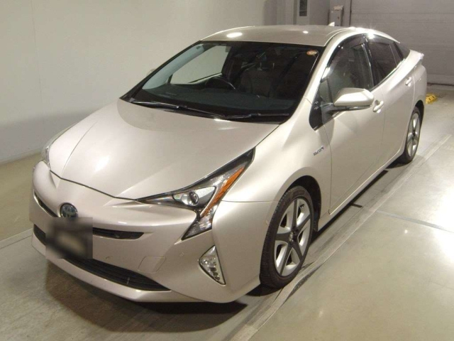TOYOTA PRIUS 2017