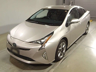 TOYOTA PRIUS 2017
