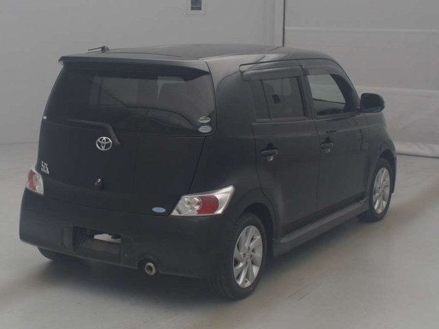 TOYOTA BB 2009