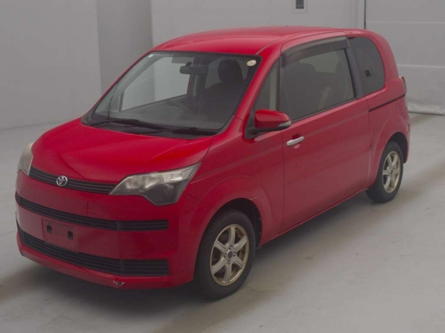 TOYOTA SPADE 2013