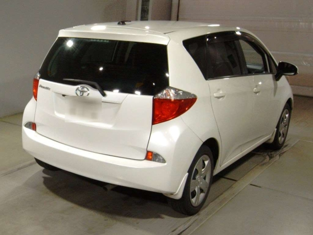 TOYOTA RACTIS 2012