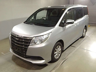 TOYOTA NOAH 2017