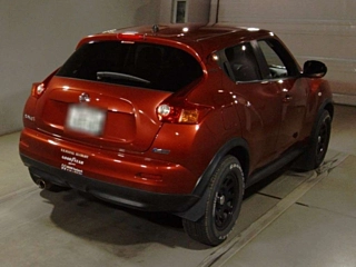 NISSAN JUKE 2010