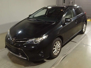 TOYOTA AURIS 2013