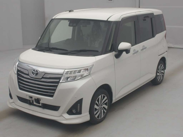 TOYOTA ROOMY 2019