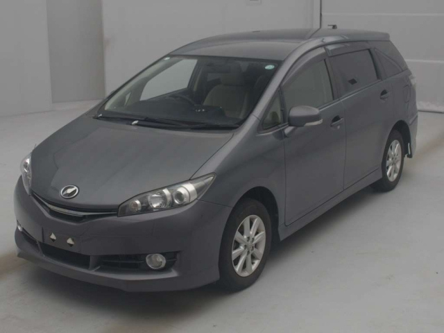 TOYOTA WISH 2012