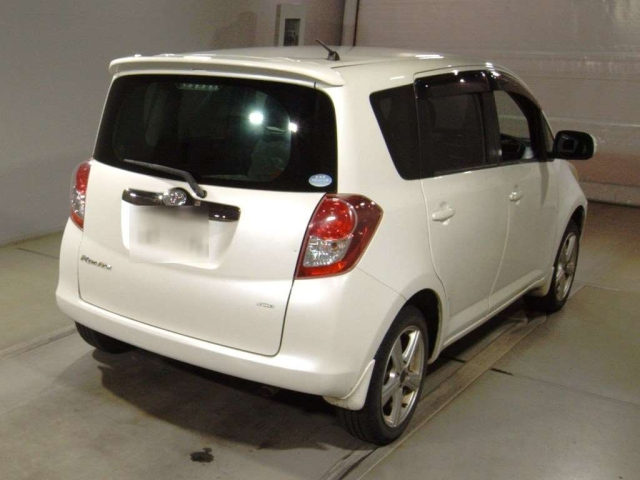 TOYOTA RACTIS 2009