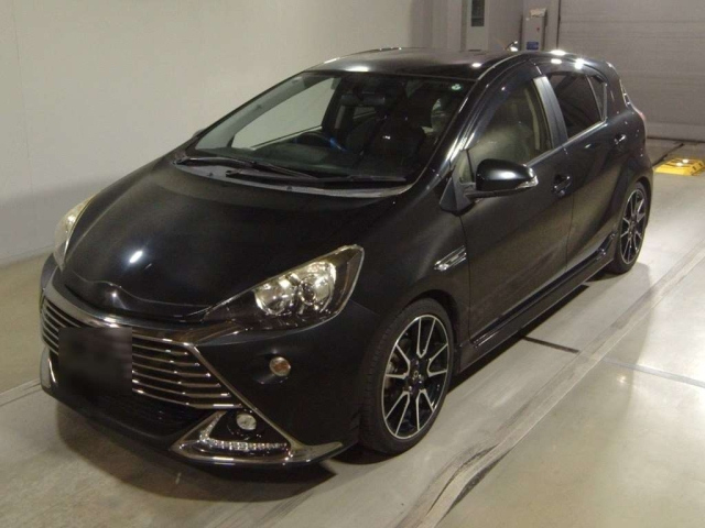 TOYOTA AQUA 2014